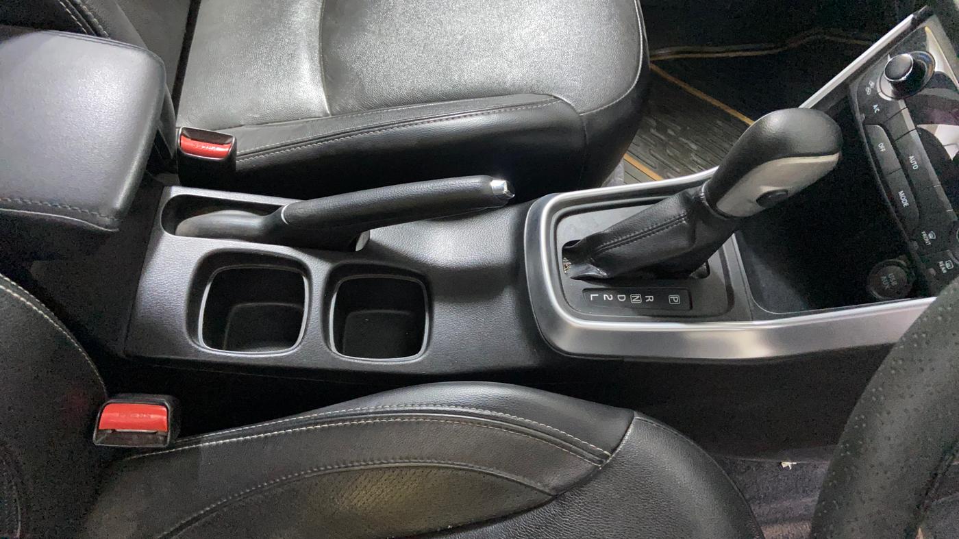 2021 Maruti S Cross ALPHA AT1.5, Petrol, Automatic, 61,963 km, Gear Lever