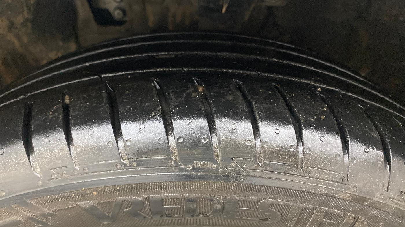 2018 Hyundai Elite i20 ASTA 1.2 (O), Petrol, Manual, 77,456 km, Left Front Tyre Tread