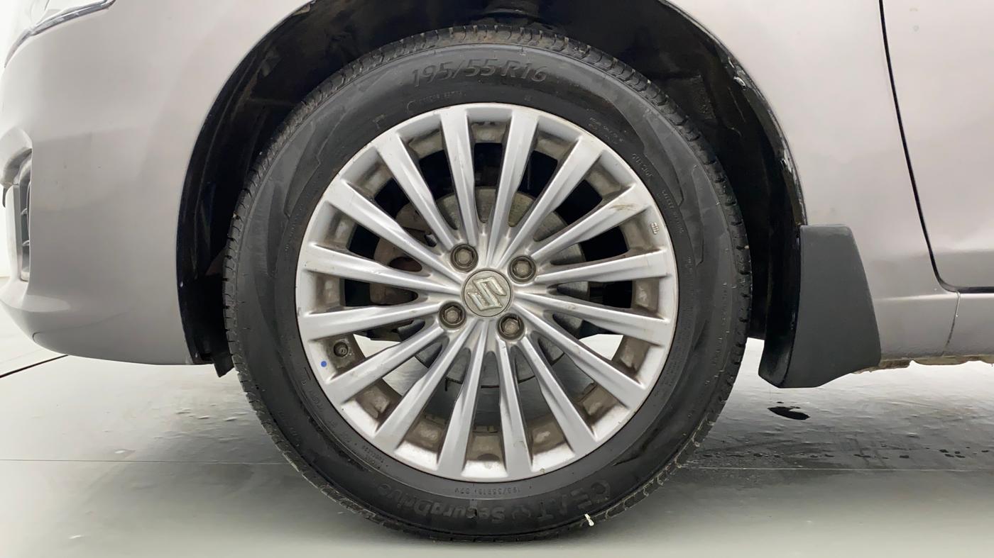 2018 Maruti Ciaz ALPHA 1.4 VVT AMT, Petrol, Automatic, 60,301 km, Left Front Wheel