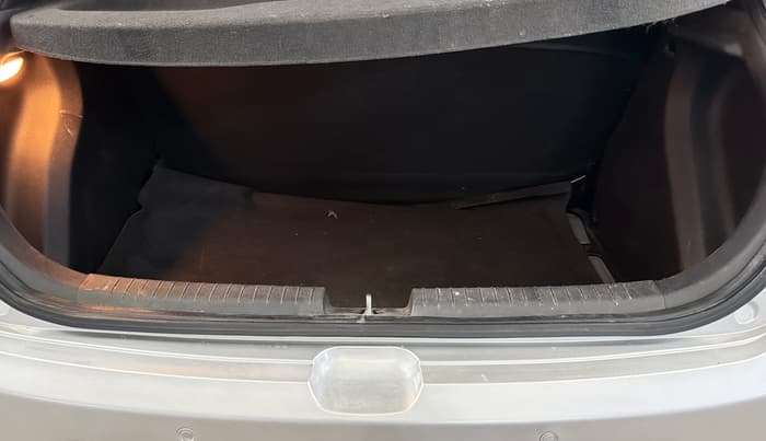 2016 Hyundai Elite i20 ASTA 1.2, Petrol, Manual, 39,405 km, Boot Inside