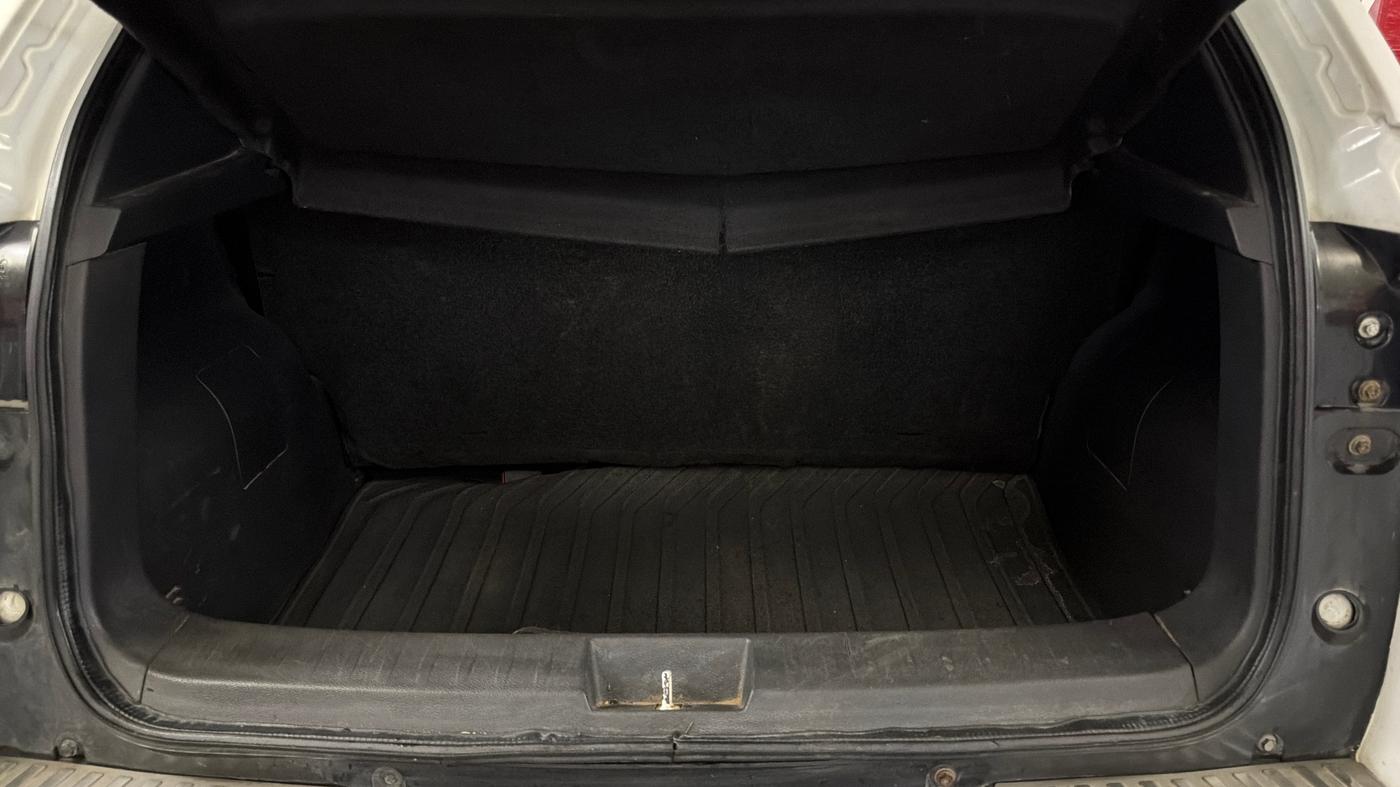 2021 Nissan MAGNITE XL, Petrol, Manual, 30,813 km, Boot Inside