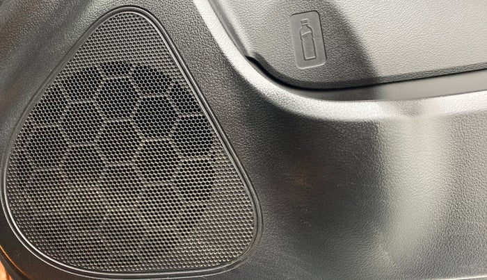 2018 Maruti Vitara Brezza ZDI+ DUAL TONE AMT, Diesel, Automatic, 40,701 km, Speaker
