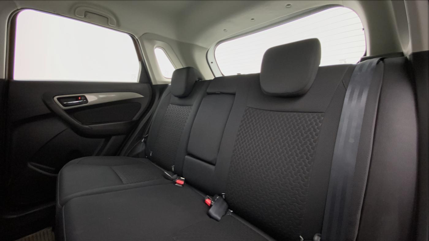 2018 Maruti Vitara Brezza ZDI+ DUAL TONE AMT, Diesel, Automatic, 40,701 km, Right Side Rear Door Cabin