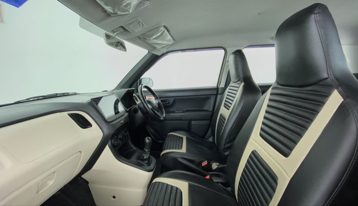 2019 Maruti New Wagon-R LXI CNG 1.0 L, CNG, Manual, 30,919 km, Right Side Front Door Cabin