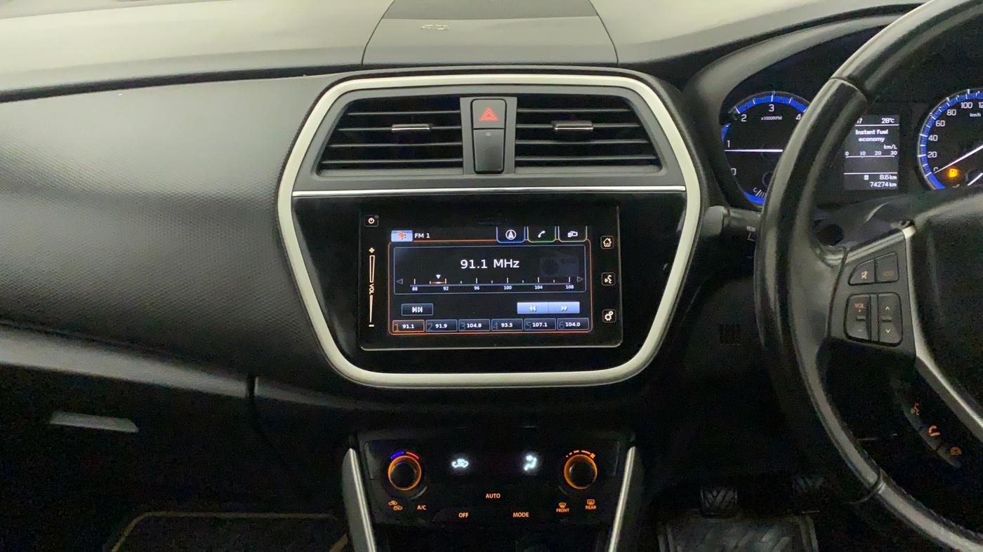 2015 Maruti S Cross ALPHA 1.3, Diesel, Manual, 74,274 km, Air Conditioner