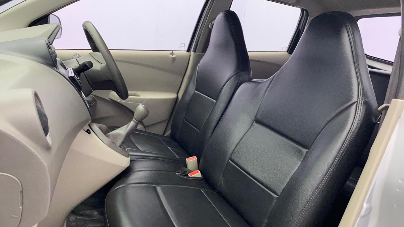 2014 Datsun Go T, Petrol, Manual, 30,322 km, Right Side Front Door Cabin