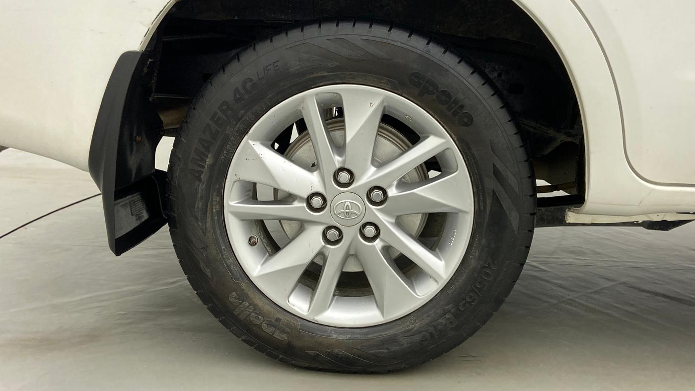 2020 Toyota Innova Crysta 2.4 GX AT 7 STR, Diesel, Automatic, 77,352 km, Right Rear Wheel