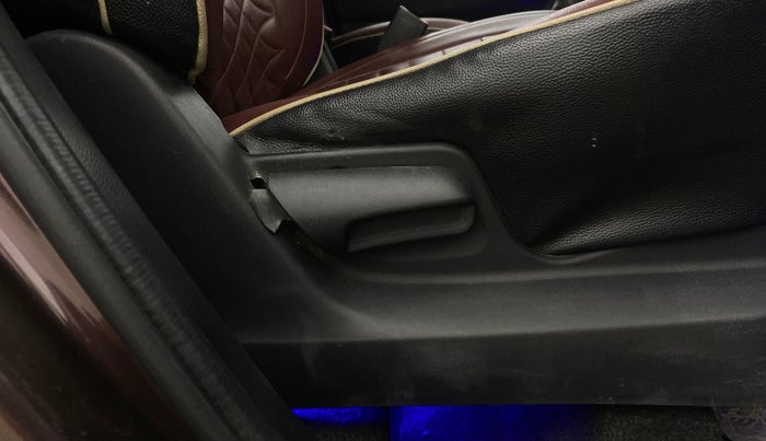 2018 Maruti Ertiga VDI SHVS, Diesel, Manual, 70,624 km, Driver Side Adjustment Panel