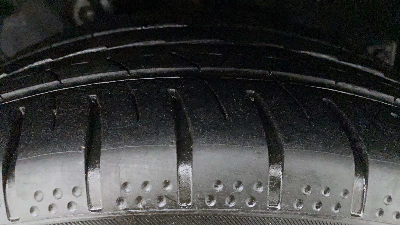 2020 Honda Civic ZX CVT PETROL, Petrol, Automatic, 47,380 km, Left Front Tyre Tread