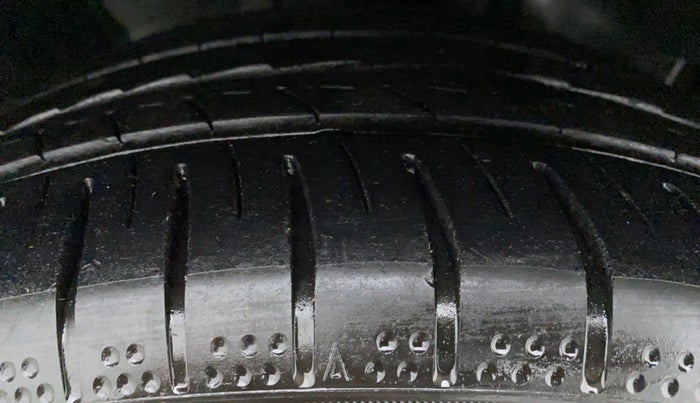 2020 Honda Civic ZX CVT PETROL, Petrol, Automatic, 47,380 km, Right Front Tyre Tread