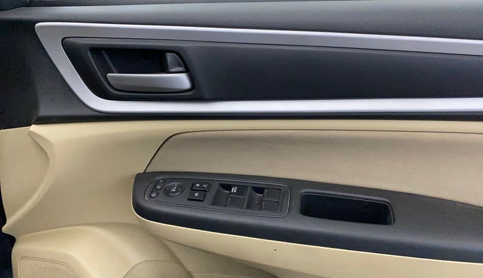 2023 Honda Amaze 1.2L I-VTEC VX CVT, Petrol, Automatic, 35,969 km, Driver Side Door Panels Control