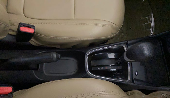 2023 Honda Amaze 1.2L I-VTEC VX CVT, Petrol, Automatic, 35,969 km, Gear Lever