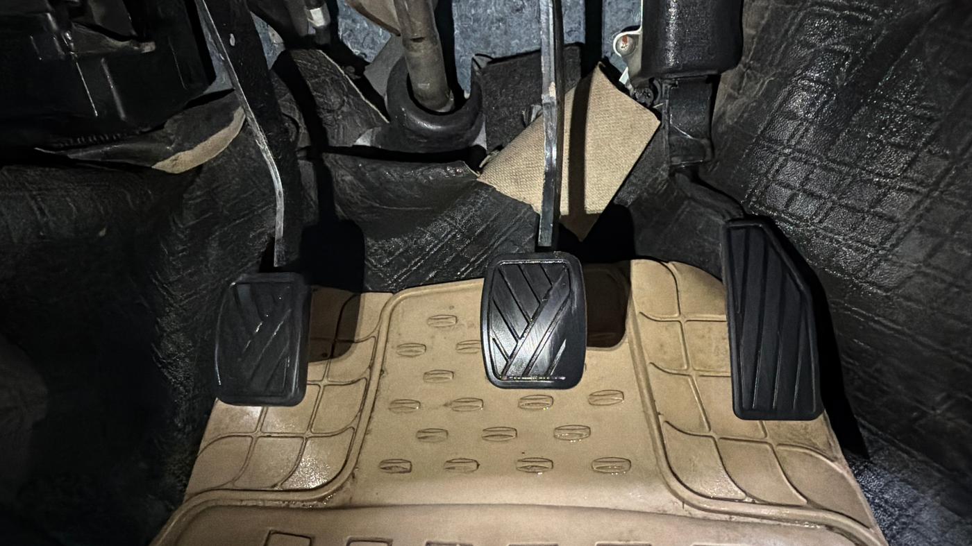 2019 Maruti New Wagon-R LXI CNG (O) 1.0, CNG, Manual, 56,758 km, Pedals