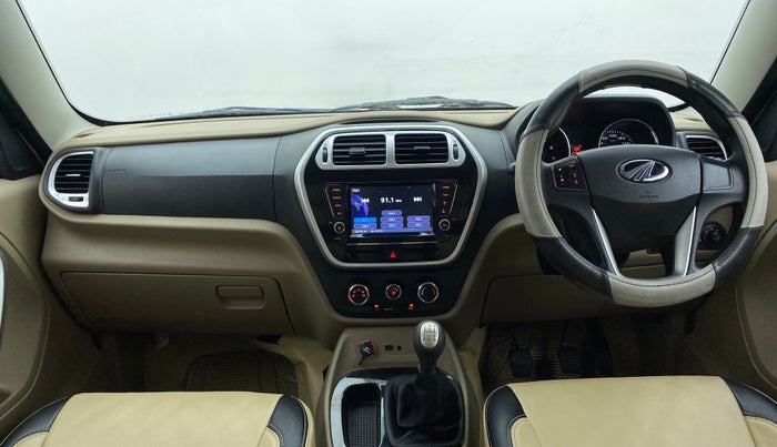 2018 Mahindra TUV300 T10, Diesel, Manual, 61,221 km, Dashboard