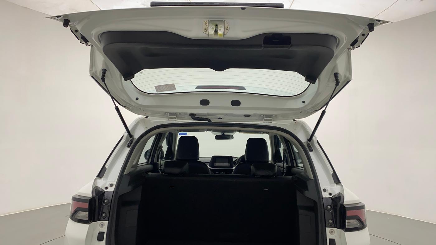 2022 Maruti BREZZA VXI SMART HYBRID, Petrol, Manual, 4,380 km, Boot Door Open