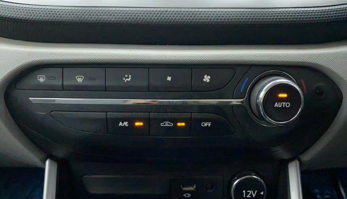 2020 Tata ALTROZ XZ 1.2, Petrol, Manual, 18,728 km, Automatic Climate Control