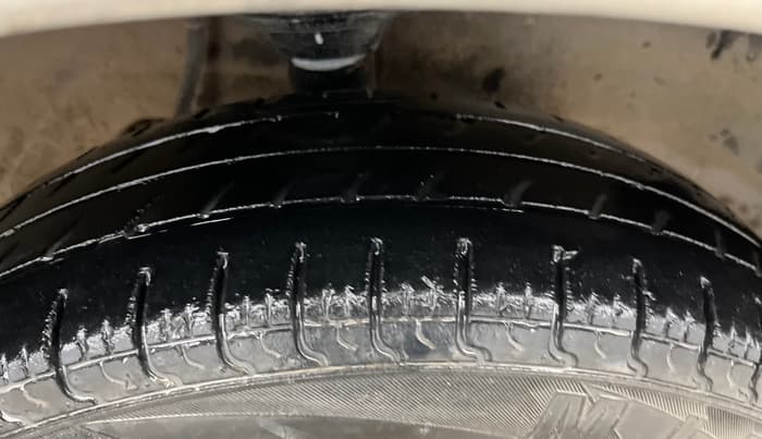 2018 Maruti Alto 800 LXI, Petrol, Manual, 72,428 km, Right Front Tyre Tread