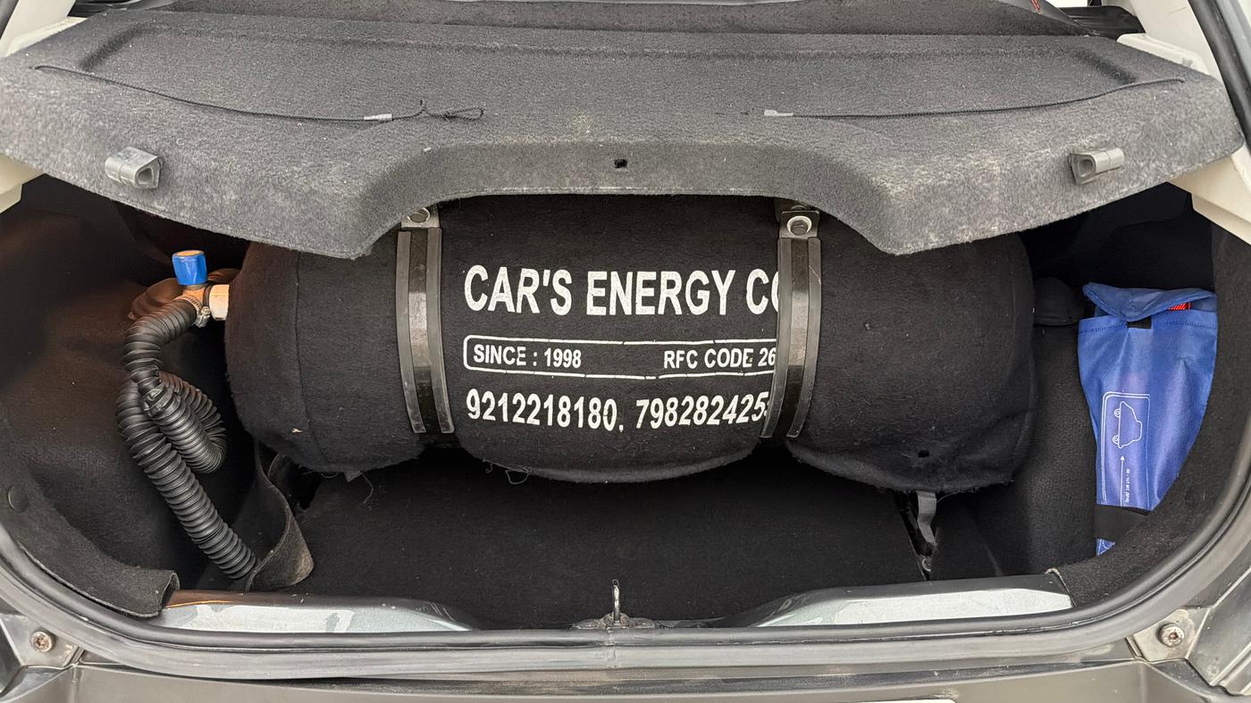 2022 Tata PUNCH ADVENTURE AMT, CNG, Automatic, 55,204 km, Boot Inside