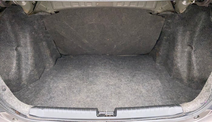2016 Honda Amaze 1.2L I-VTEC S, Petrol, Manual, 68,185 km, Boot Inside