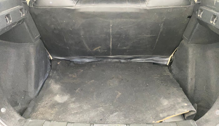 2018 Tata NEXON XM PETROL, Petrol, Manual, 33,553 km, Boot Inside