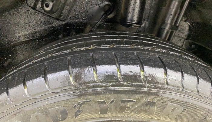 2018 Tata NEXON XM PETROL, Petrol, Manual, 33,553 km, Left Rear Tyre Tread