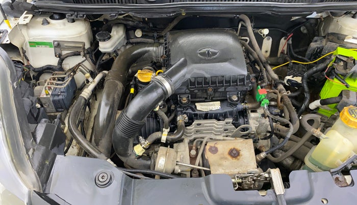 2018 Tata NEXON XM PETROL, Petrol, Manual, 33,553 km, Engine View - Right