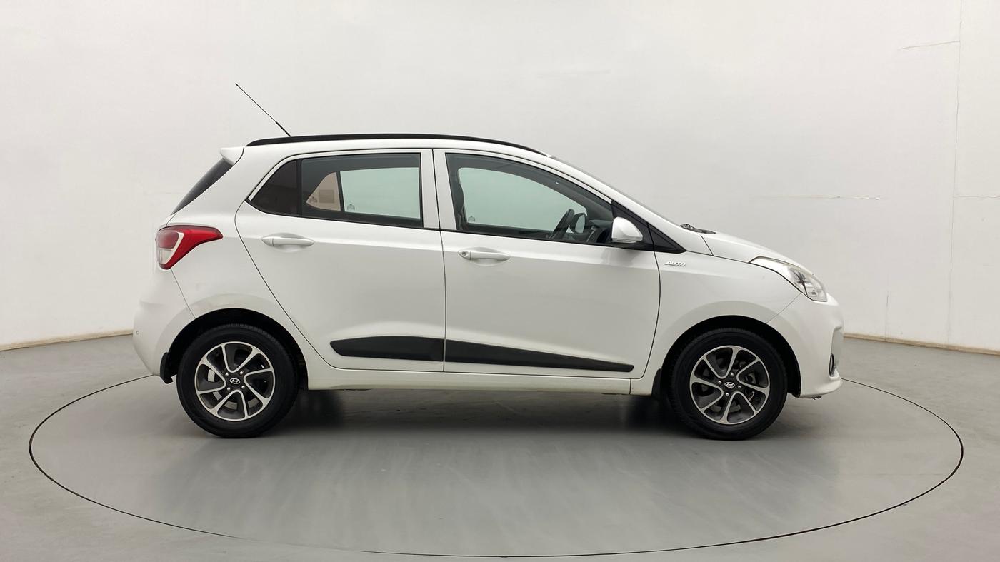 2018 Hyundai Grand i10 SPORTZ AT 1.2 KAPPA VTVT, Petrol, Automatic, 52,877 km, Right Side View