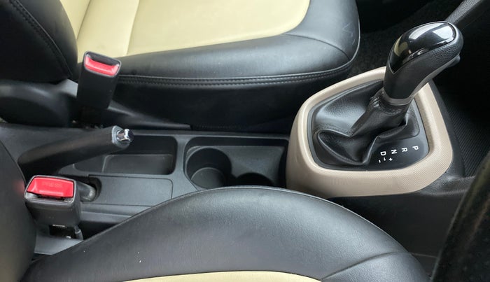 2018 Hyundai Grand i10 SPORTZ AT 1.2 KAPPA VTVT, Petrol, Automatic, 52,877 km, Gear Lever