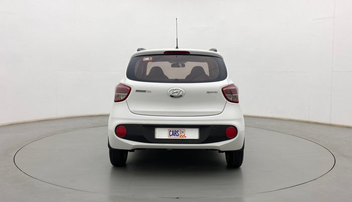 2018 Hyundai Grand i10 SPORTZ AT 1.2 KAPPA VTVT, Petrol, Automatic, 52,877 km, Back/Rear