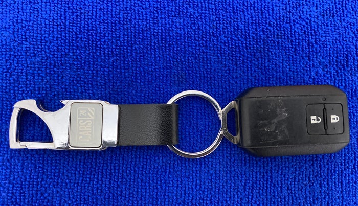 2018 Maruti Swift ZXI PLUS, CNG, Manual, 50,288 km, Key Close Up