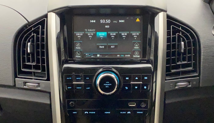 2018 Mahindra XUV500 W9, Diesel, Manual, 60,862 km, Infotainment System