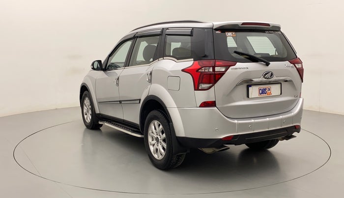 2018 Mahindra XUV500 W9, Diesel, Manual, 60,862 km, Left Back Diagonal