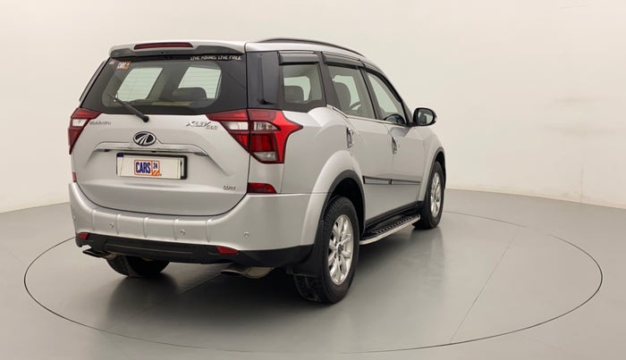 2018 Mahindra XUV500 W9, Diesel, Manual, 60,862 km, Right Back Diagonal