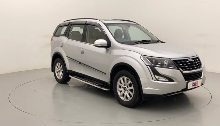 2018 Mahindra XUV500 W9, Diesel, Manual, 60,862 km, Right Front Diagonal