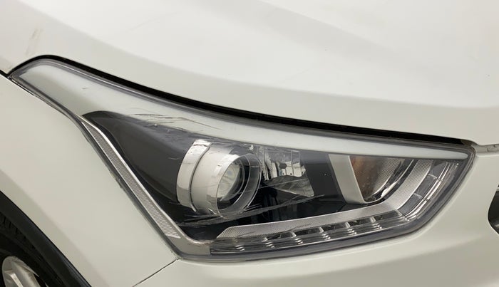 2015 Hyundai Creta SX PLUS 1.6 PETROL, Petrol, Manual, 34,899 km, Right headlight - Minor scratches