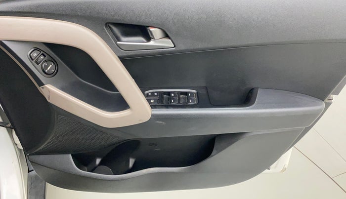 2015 Hyundai Creta SX PLUS 1.6 PETROL, Petrol, Manual, 34,899 km, Driver Side Door Panels Control