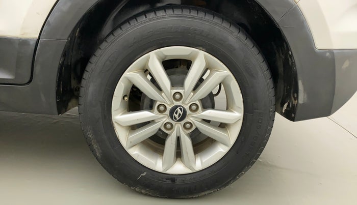 2015 Hyundai Creta SX PLUS 1.6 PETROL, Petrol, Manual, 34,899 km, Left Rear Wheel