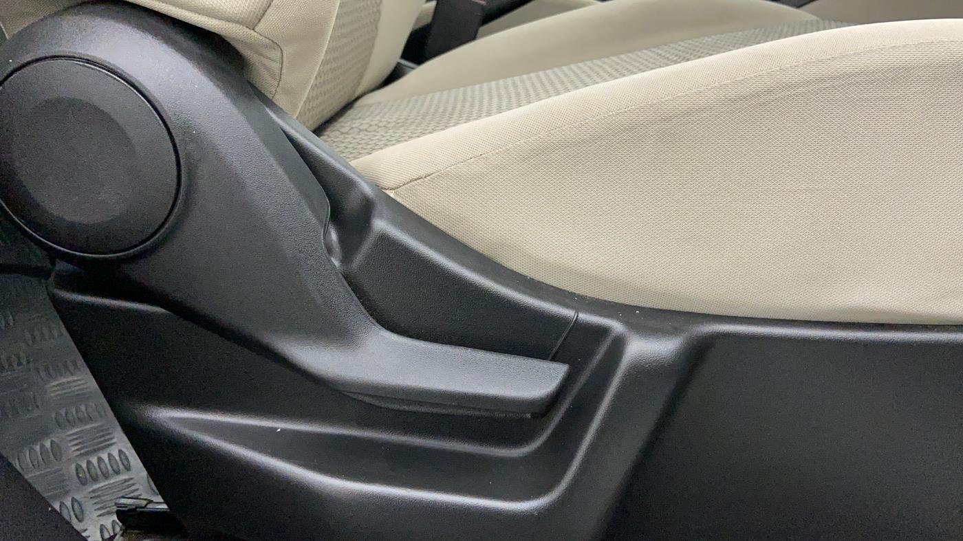 2021 Maruti New Wagon-R 1.0 Lxi (o) cng, CNG, Manual, 15,387 km, Driver Side Adjustment Panel