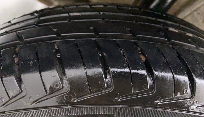 2021 Maruti New Wagon-R 1.0 Lxi (o) cng, CNG, Manual, 15,387 km, Right Rear Tyre Tread