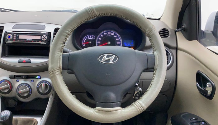 2012 Hyundai i10 MAGNA 1.1, Petrol, Manual, 30,438 km, Steering Wheel Close Up