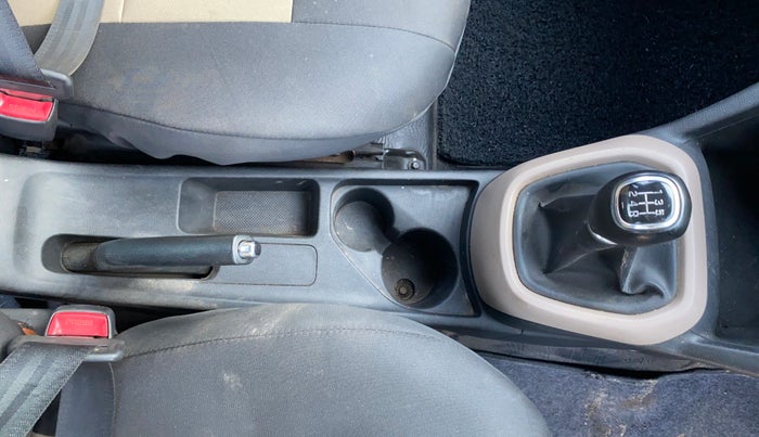 2017 Hyundai Grand i10 SPORTZ 1.2 KAPPA VTVT, Petrol, Manual, 97,124 km, Gear Lever