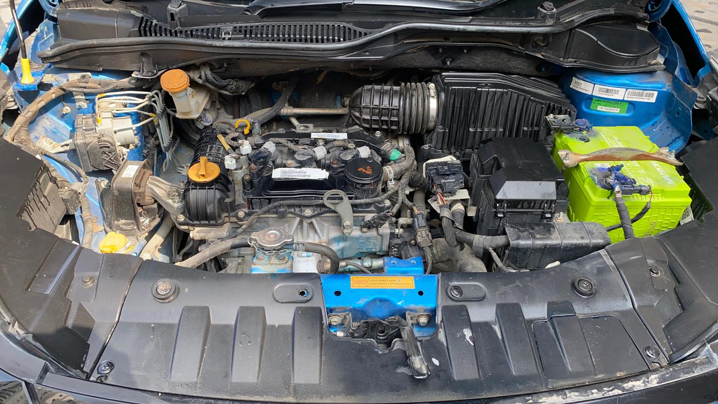 2021 Tata ALTROZ XZ PETROL, Petrol, Manual, 21,563 km, Engine View
