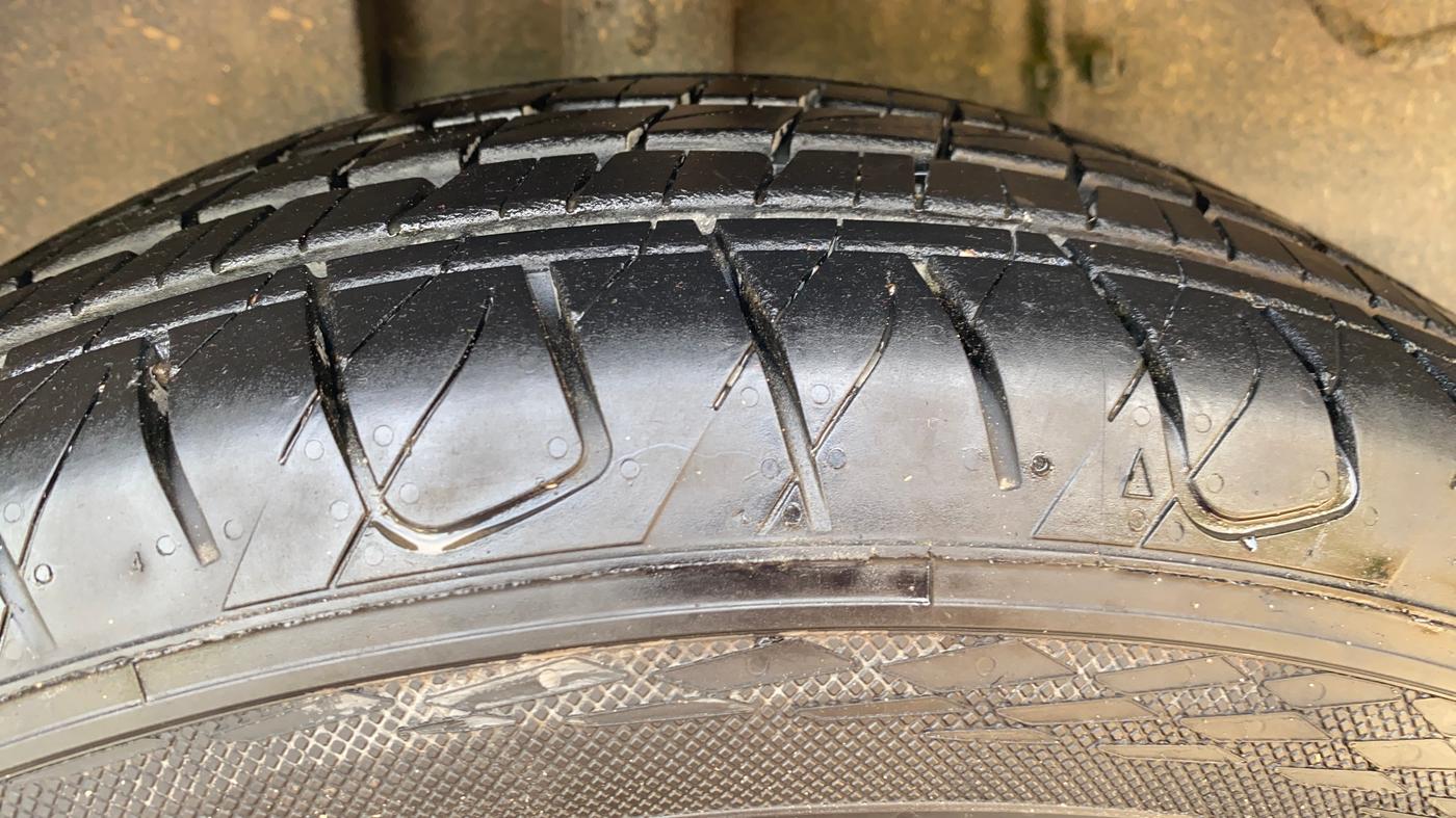2021 Tata ALTROZ XZ PETROL, Petrol, Manual, 21,563 km, Right Rear Tyre Tread