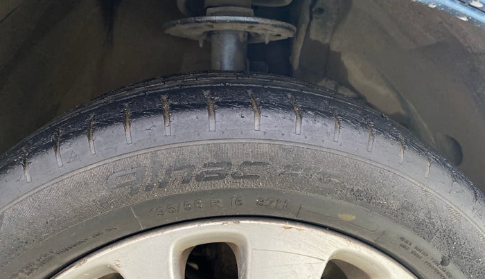 2017 Maruti Baleno ZETA PETROL 1.2, Petrol, Manual, 73,304 km, Right Front Tyre Tread