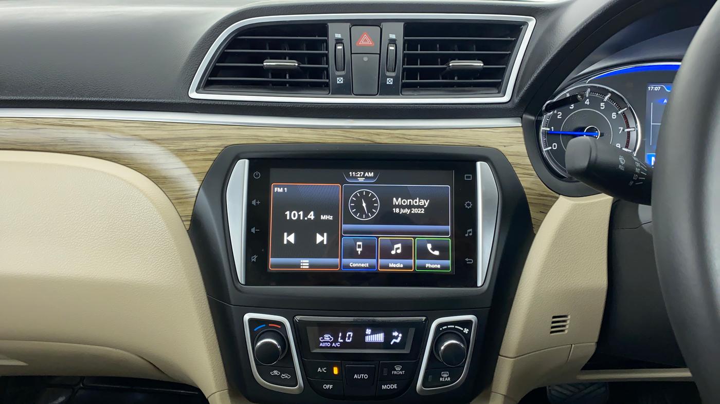2021 Maruti Ciaz ALPHA 1.5 AT SHVS, Petrol, Automatic, 2,560 km, Air Conditioner