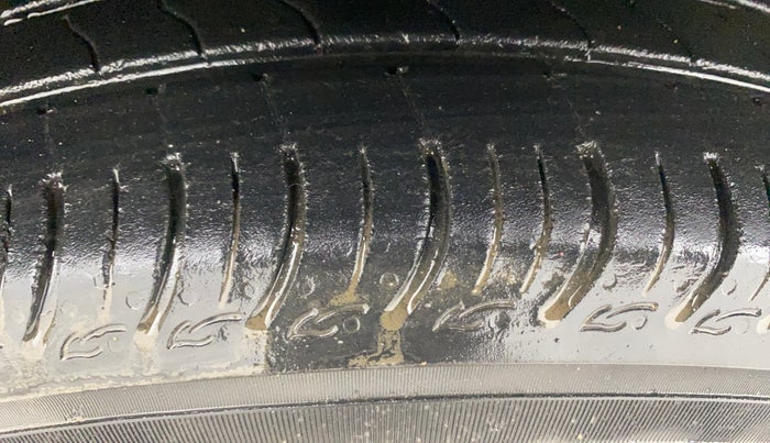 2022 Maruti S PRESSO VXI+, Petrol, Manual, 29,439 km, Left Front Tyre Tread