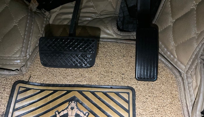 2022 Honda City 1.5L I-VTEC VX CVT, CNG, Automatic, 87,883 km, Pedals