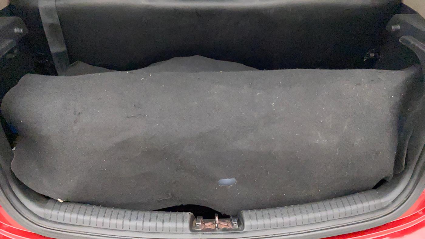 2018 Hyundai Grand i10 MAGNA 1.2 KAPPA VTVT, CNG, Manual, 52,464 km, Boot Inside