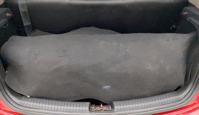 2018 Hyundai Grand i10 MAGNA 1.2 KAPPA VTVT, CNG, Manual, 52,464 km, Boot Inside