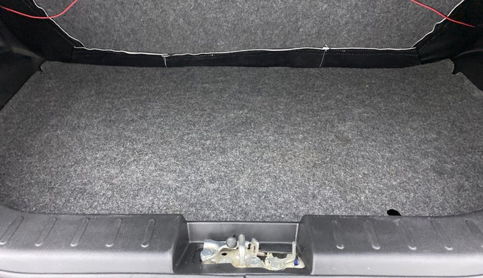 2022 Maruti Alto LXI O, Petrol, Manual, 7,372 km, Boot Inside